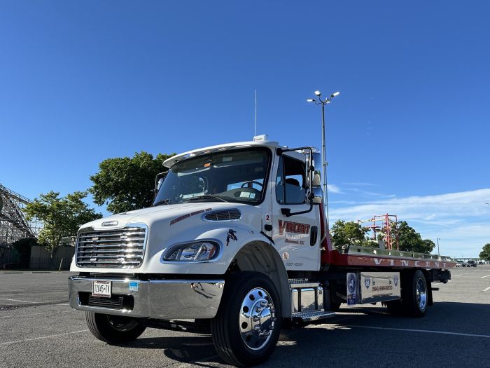 Vincent Service flatbed tow truck