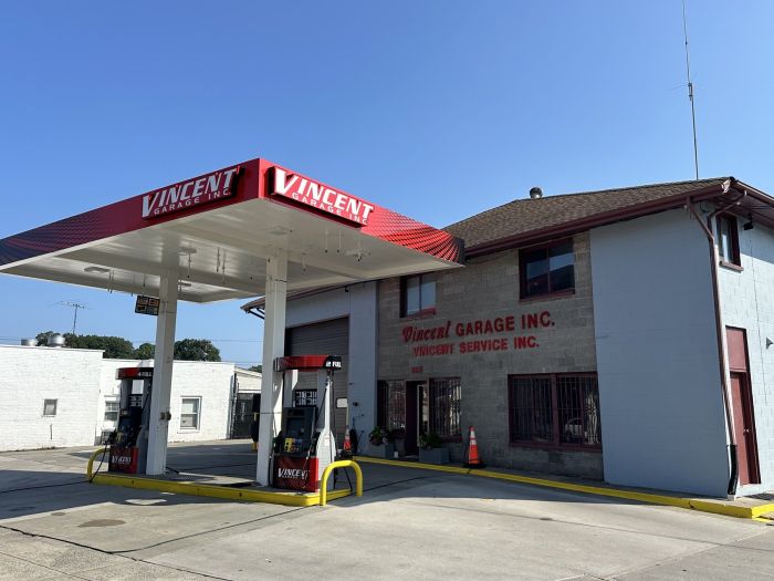 Vincent Garage exterior